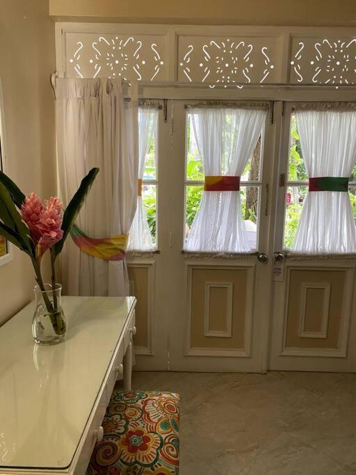 רנאוויי ביי Lush Tropical Apartment Located In A 4-Star Resort מראה חיצוני תמונה