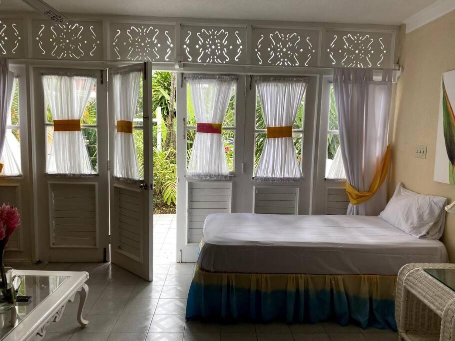 רנאוויי ביי Lush Tropical Apartment Located In A 4-Star Resort מראה חיצוני תמונה