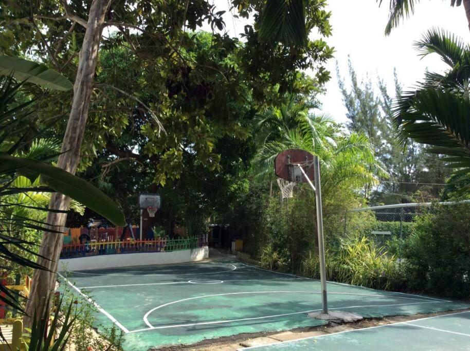 רנאוויי ביי Lush Tropical Apartment Located In A 4-Star Resort מראה חיצוני תמונה