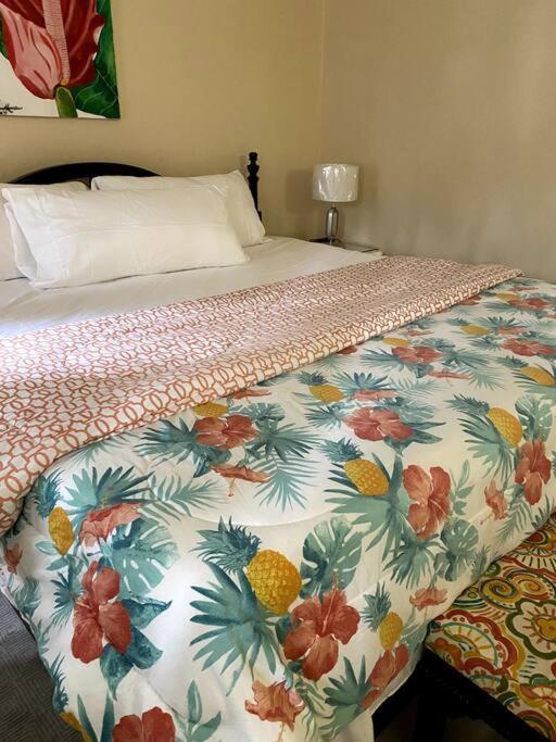 רנאוויי ביי Lush Tropical Apartment Located In A 4-Star Resort מראה חיצוני תמונה