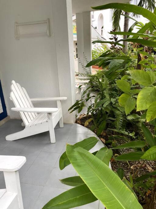 רנאוויי ביי Lush Tropical Apartment Located In A 4-Star Resort מראה חיצוני תמונה
