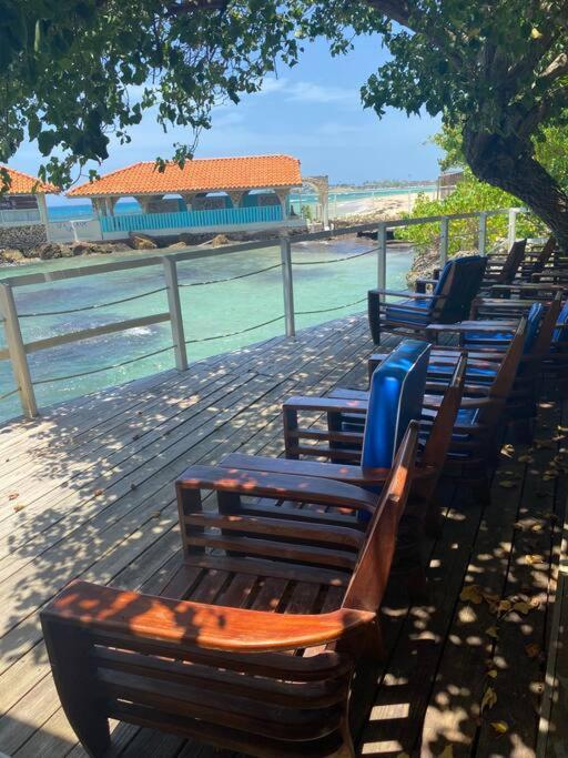 רנאוויי ביי Lush Tropical Apartment Located In A 4-Star Resort מראה חיצוני תמונה